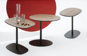 8 Nobonobo_stoliki_Nato Dobra sofa daje maksimum komfortu – Sofa a styl życia